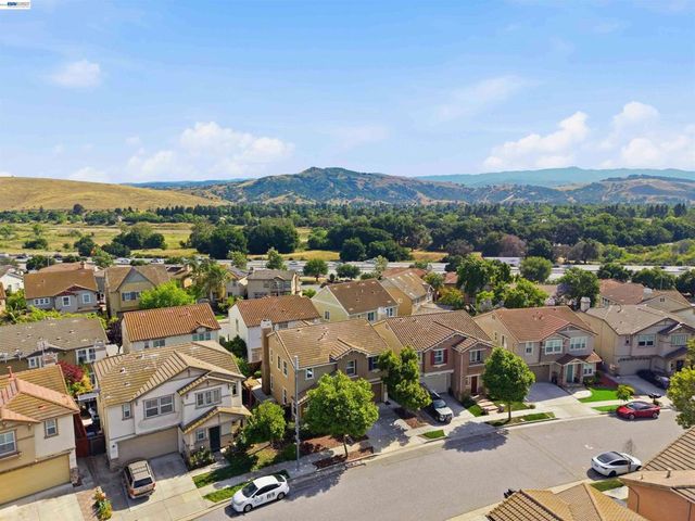 7129 Cerro Crest Dr, San Jose, CA 95138