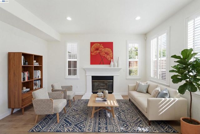7129 Cerro Crest Dr, San Jose, CA 95138