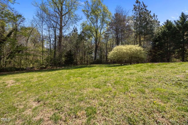200 Bluegrass Drive, Oxford, NC 27565