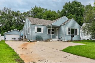 6120 College Avenue, Des Moines, IA 50322