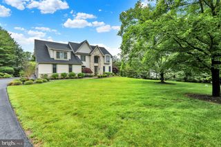 12 FOX GLEN DR, Reading, PA 19608