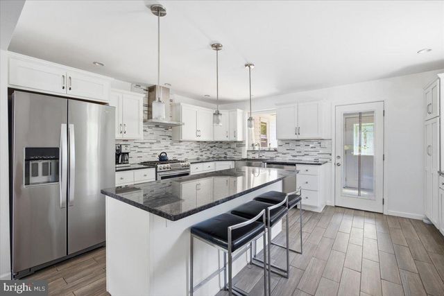 3025 PINE RD, Huntingdon Valley, PA 19006