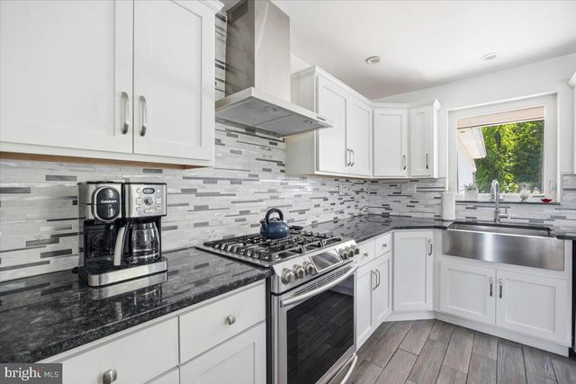 3025 PINE RD, Huntingdon Valley, PA 19006