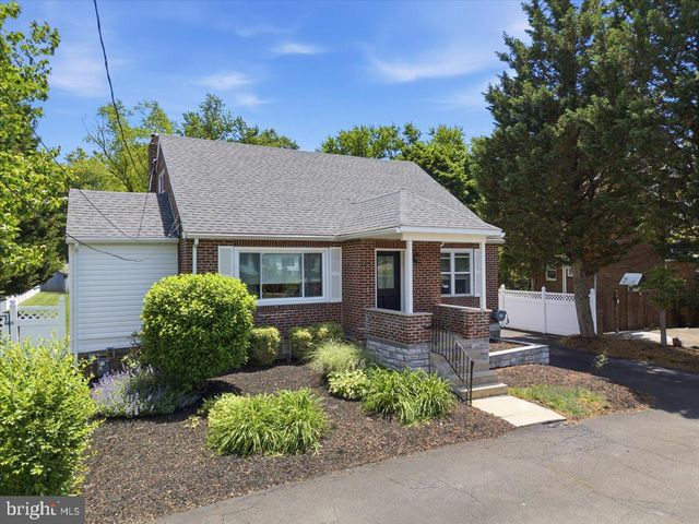 3025 PINE RD, Huntingdon Valley, PA 19006