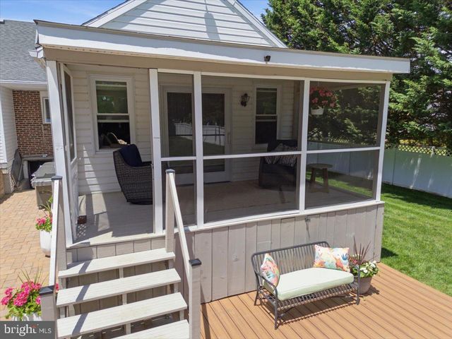 3025 PINE RD, Huntingdon Valley, PA 19006