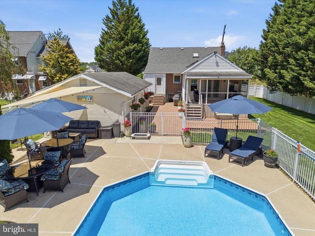 3025 PINE RD, Huntingdon Valley, PA 19006