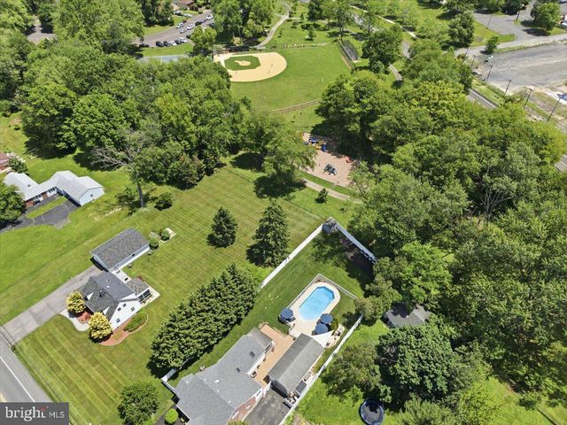 3025 PINE RD, Huntingdon Valley, PA 19006