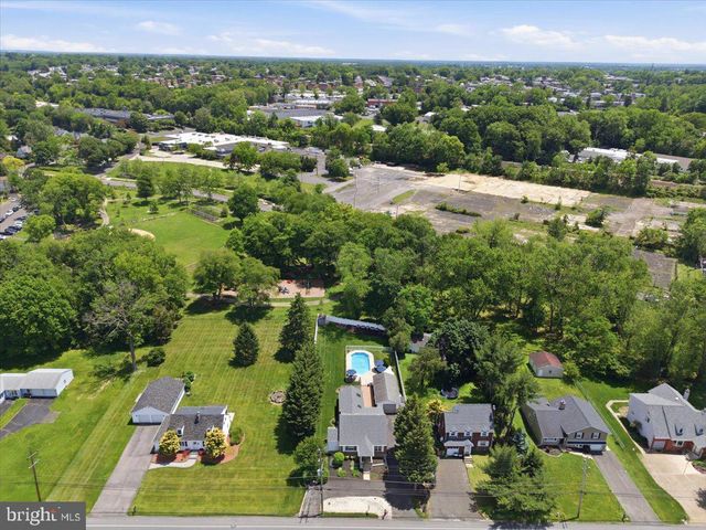 3025 PINE RD, Huntingdon Valley, PA 19006
