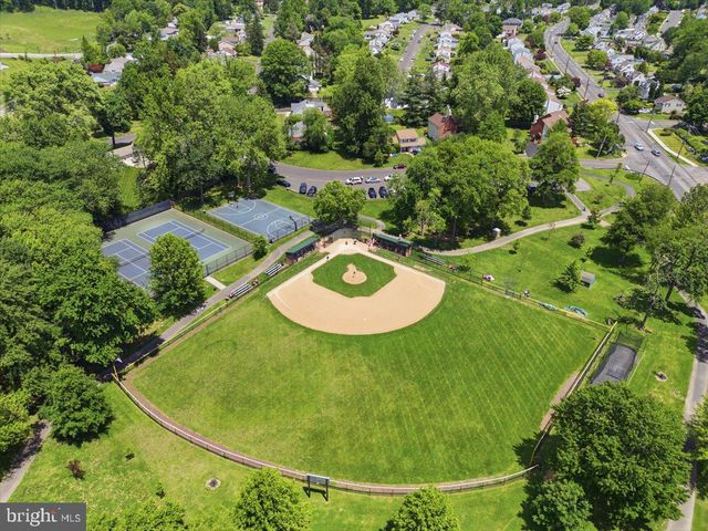3025 PINE RD, Huntingdon Valley, PA 19006
