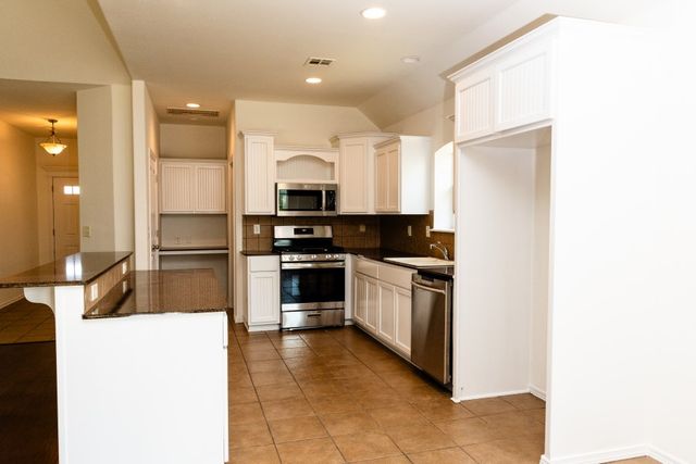 11512 E 102nd Street North N, Owasso, OK 74055