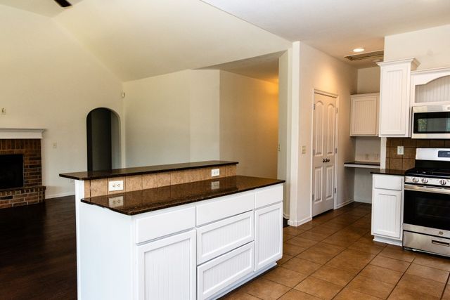 11512 E 102nd Street North N, Owasso, OK 74055