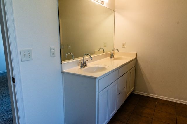 11512 E 102nd Street North N, Owasso, OK 74055