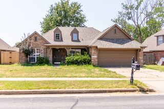 11512 E 102nd Street North N, Owasso, OK 74055