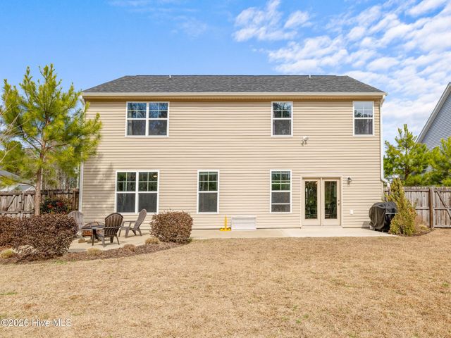 203 Stackleather Place, Sneads Ferry, NC 28460