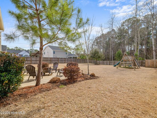 203 Stackleather Place, Sneads Ferry, NC 28460