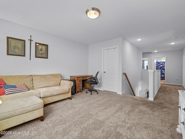 203 Stackleather Place, Sneads Ferry, NC 28460