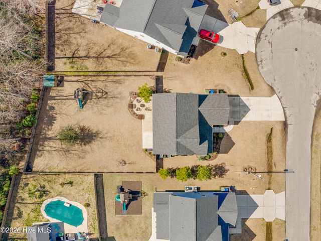 203 Stackleather Place, Sneads Ferry, NC 28460