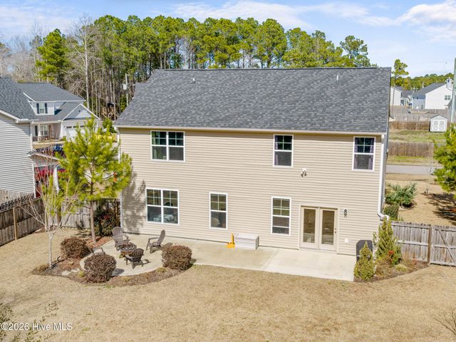203 Stackleather Place, Sneads Ferry, NC 28460