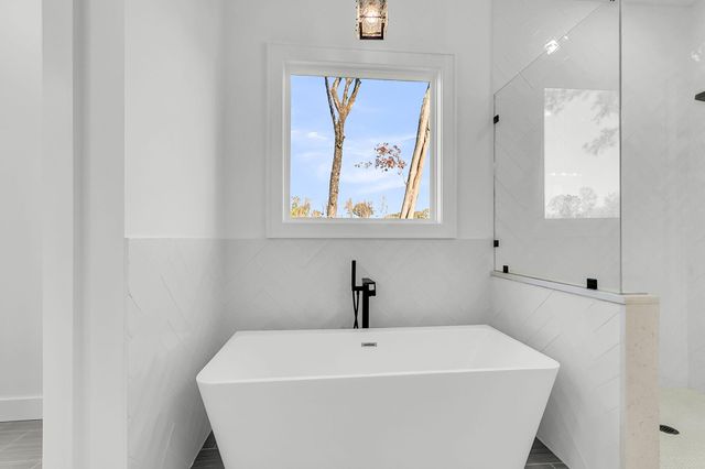 142 Argosy Drive, Summerville, SC 29483