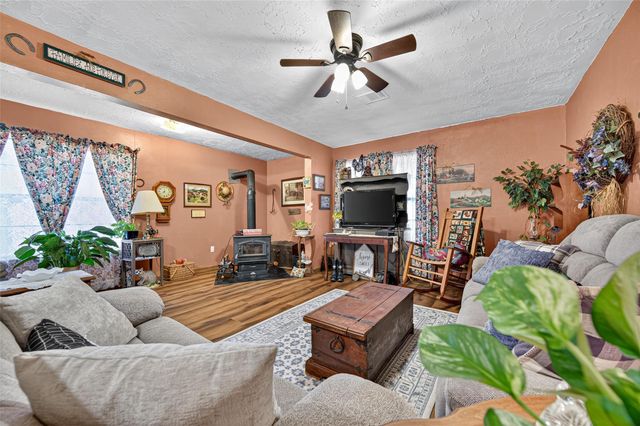 7810 Church Street, Needville, TX 77461