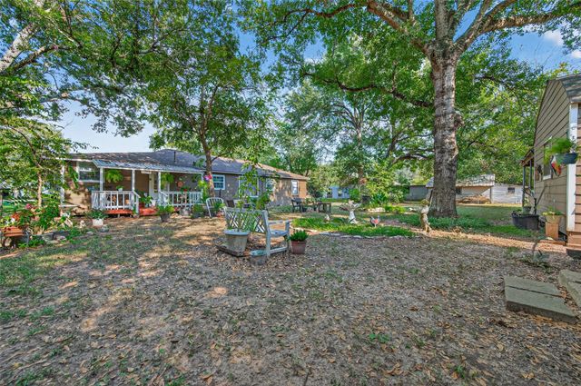 7810 Church Street, Needville, TX 77461