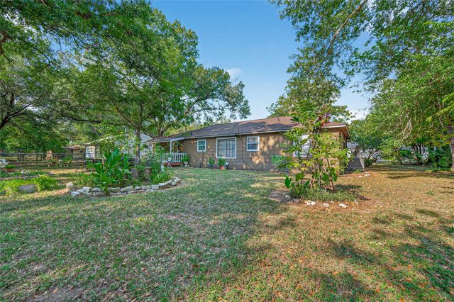 7810 Church Street, Needville, TX 77461