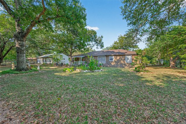 7810 Church Street, Needville, TX 77461