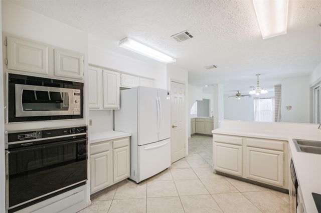 3802 Carya Circle, Sugar Land, TX 77479