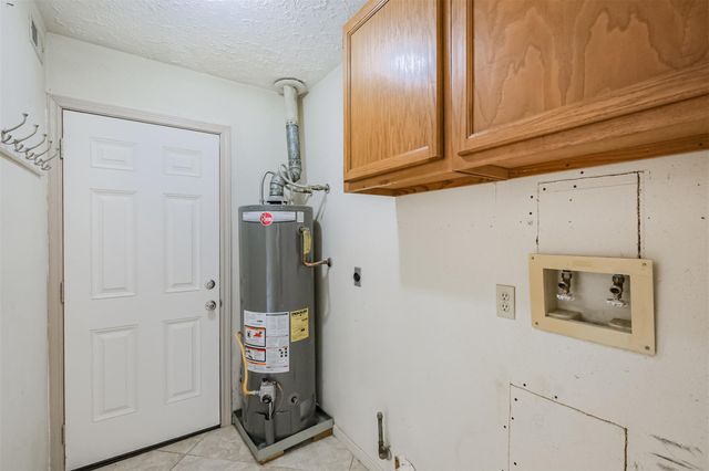 3802 Carya Circle, Sugar Land, TX 77479