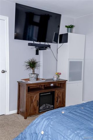 6 Cardigan Drive, Ferguson, MO 63135