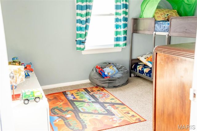 6 Cardigan Drive, Ferguson, MO 63135