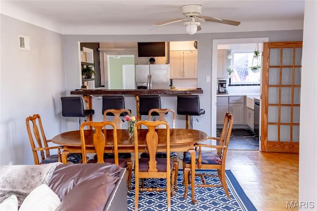 6 Cardigan Drive, Ferguson, MO 63135