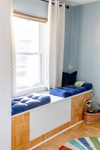 6 Cardigan Drive, Ferguson, MO 63135