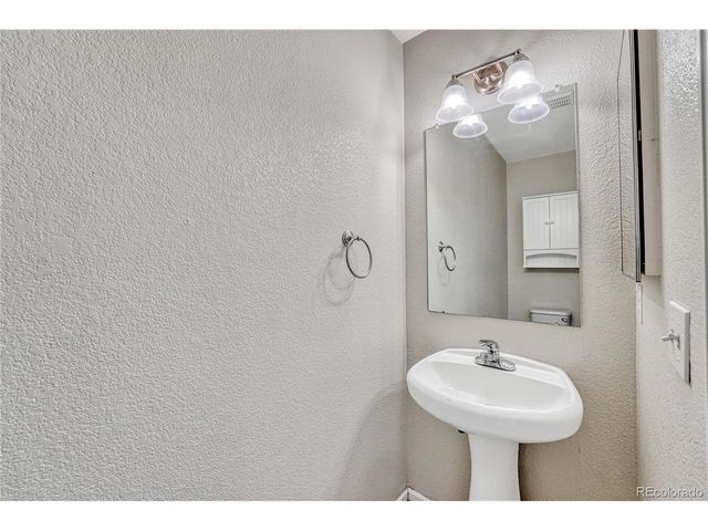 300 Wagonwheel Dr, Fort Lupton, CO 80621