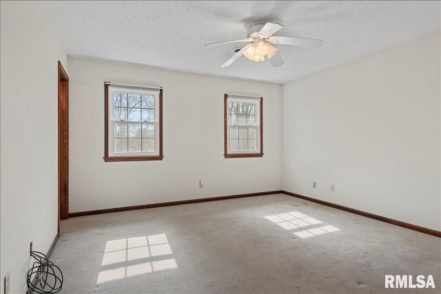 3116 KENSINGTON Drive, Springfield, IL 62702