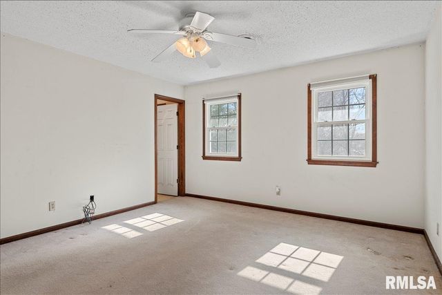 3116 KENSINGTON Drive, Springfield, IL 62702