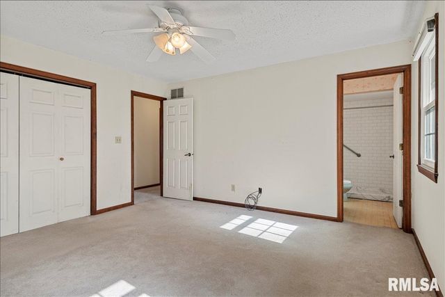 3116 KENSINGTON Drive, Springfield, IL 62702