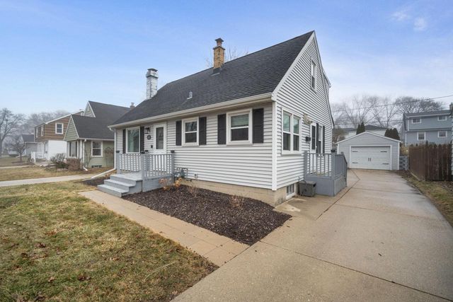 172 N 92nd STREET, Milwaukee, WI 53226