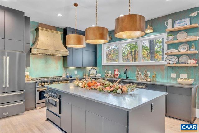 16358 MONETA RD, Moneta, VA 24121