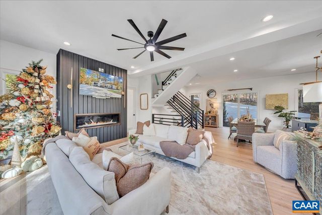 16358 MONETA RD, Moneta, VA 24121