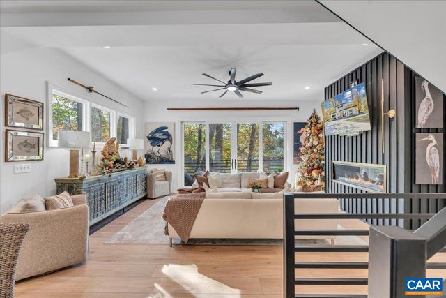 16358 MONETA RD, Moneta, VA 24121