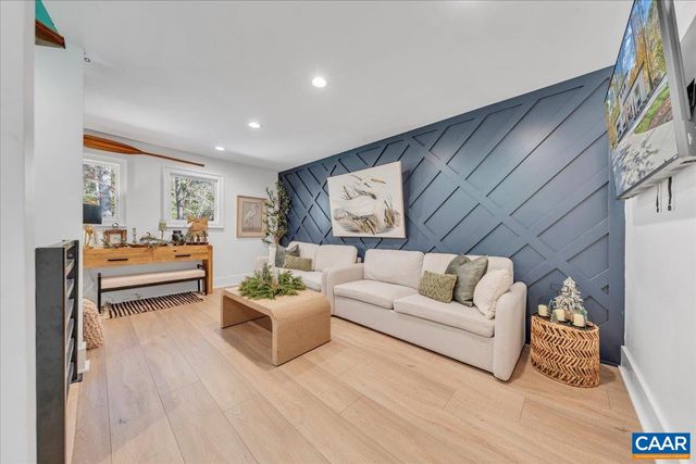 16358 MONETA RD, Moneta, VA 24121