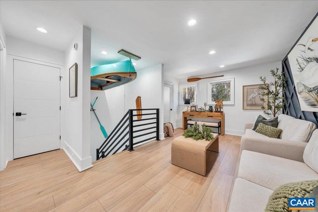 16358 MONETA RD, Moneta, VA 24121