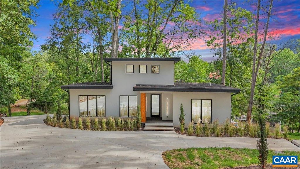 16358 MONETA RD, Moneta, VA 24121