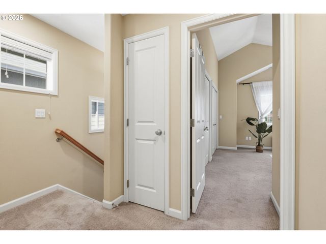 1957 N PINE St, Canby, OR 97013