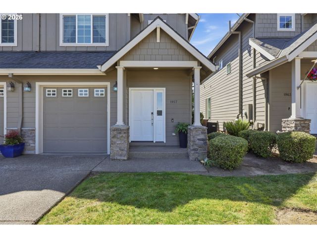 1957 N PINE St, Canby, OR 97013
