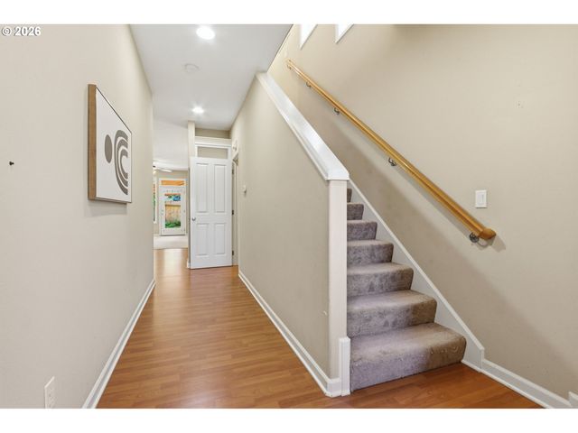 1957 N PINE St, Canby, OR 97013