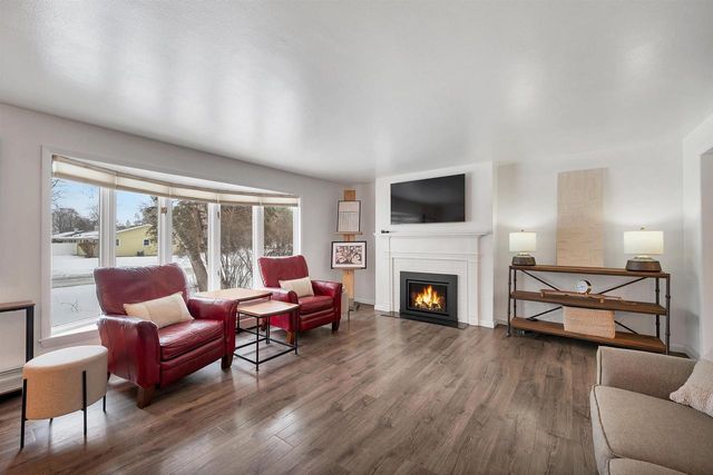 1512 TRAEGER STREET, Green Bay, WI 54304