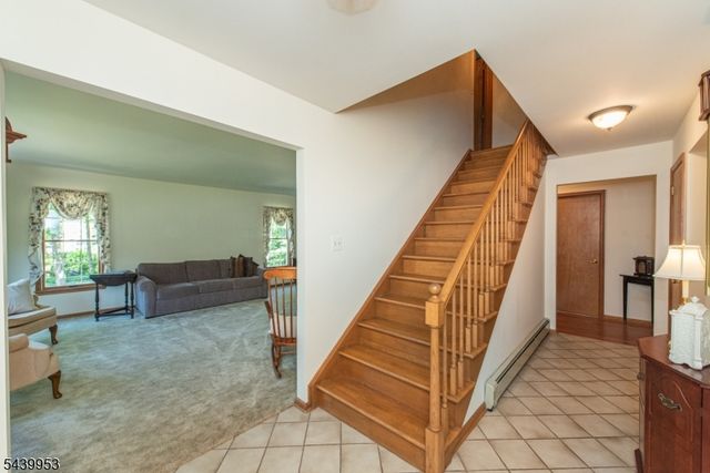 2 Baron Rd, West Milford Twp., NJ 07480