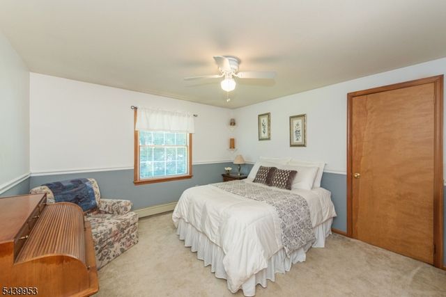 2 Baron Rd, West Milford Twp., NJ 07480